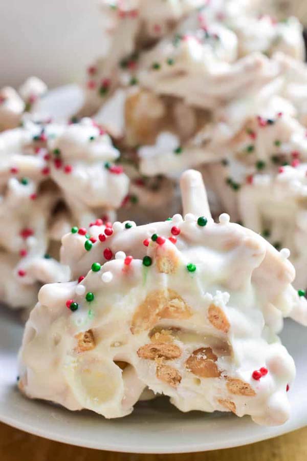 White Chocolate Ting-a-Lings #Christmas #candy #recipes #trendypins