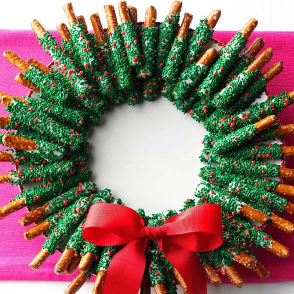 Chocolate-Dipped Pretzel Wreath #Christmas #appetizers #recipes #trendypins