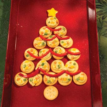 Christmas Tree Cracker Tray #Christmas #appetizers #recipes #trendypins