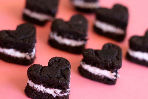 Easy Oreo Heart Bites #Valentine's Day #recipes #treats #trendypins