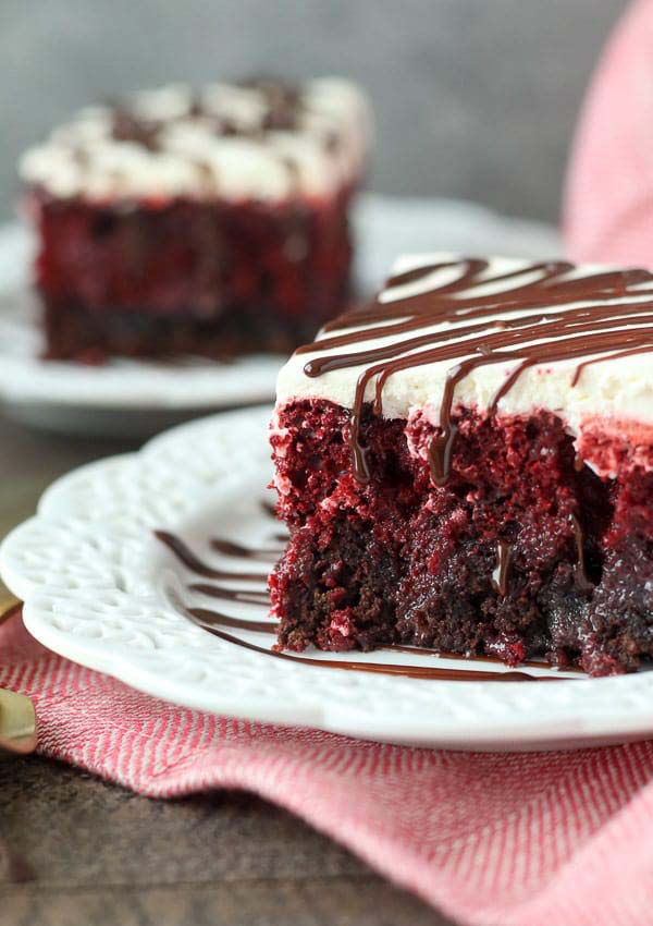 Gooey Red Velvet Brownie Cake #Valentine's Day #recipes #desserts #trendypins