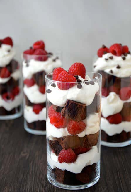 Individual Fruit and Brownie Trifles #Valentine's Day #recipes #desserts #trendypins