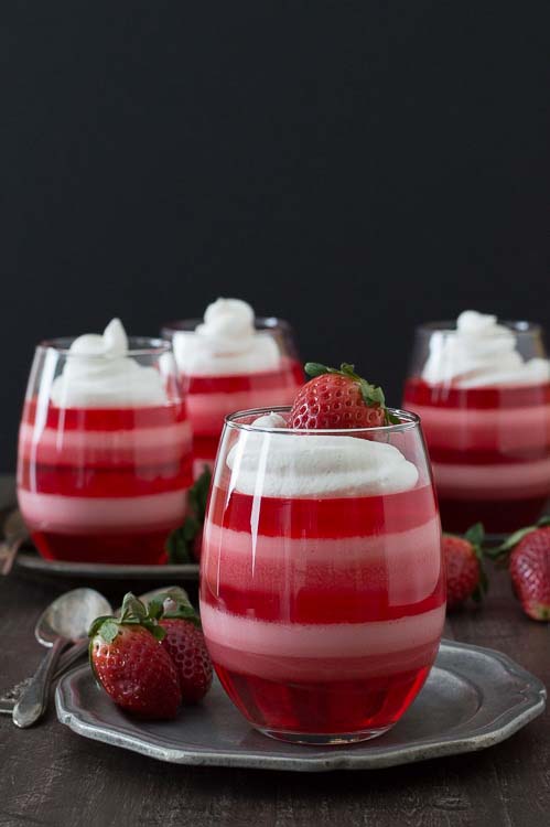 Layered Strawberry Jello Cups #Valentine's Day #recipes #treats #trendypins