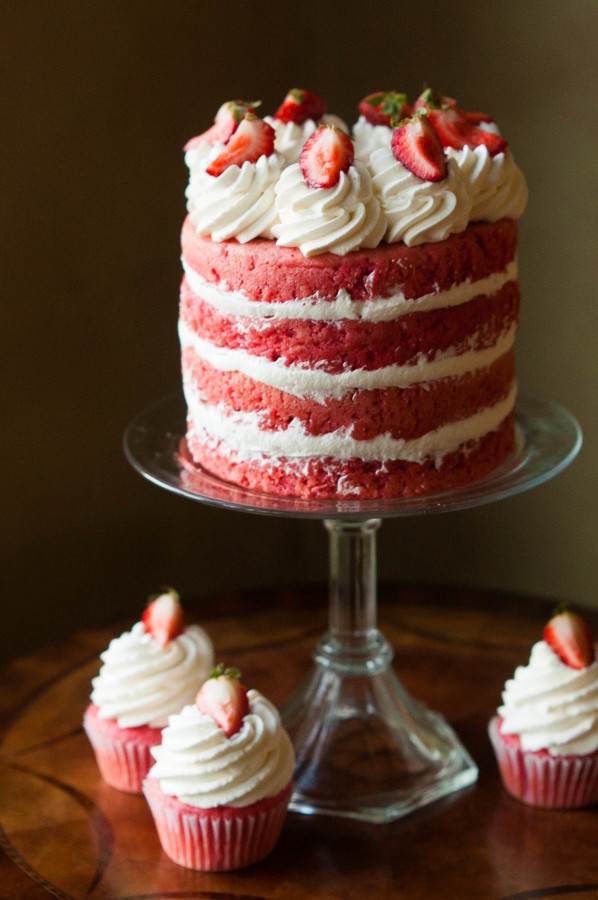 Made From Scratch Strawberry Cake #Valentine's Day #recipes #cakes #trendypins