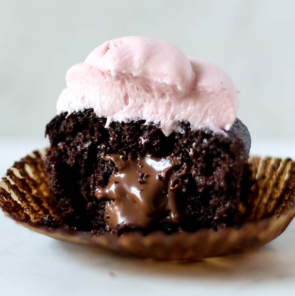 Nutella Stuffed Chocolate Raspberry Cupcakes #Valentine's Day #recipes #desserts #trendypins