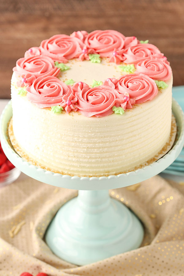 Raspberry Almond Layer Cake #Valentine's Day #recipes #cakes #trendypins