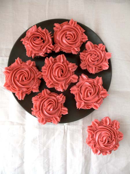 Red Velvet Pomegranate Cupcakes #Valentine's Day #recipes #cupcakes #trendypins