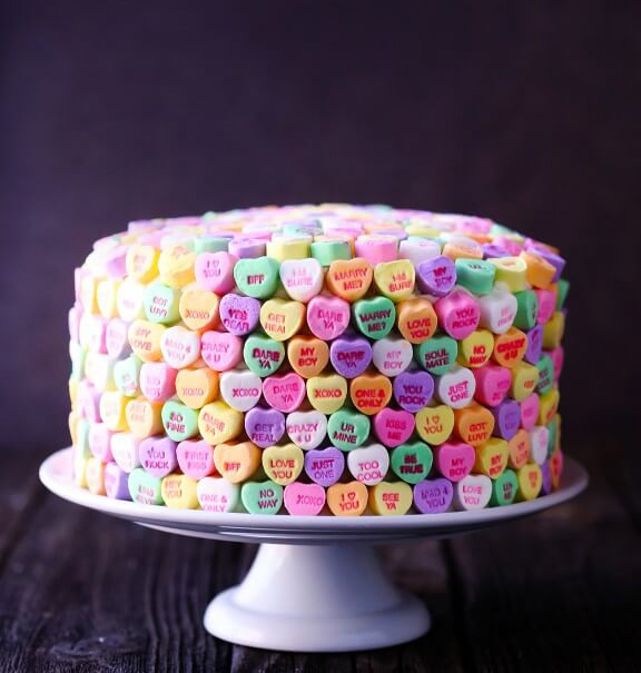 Strawberries and Cream Cake #Valentine's Day #recipes #cakes #trendypins