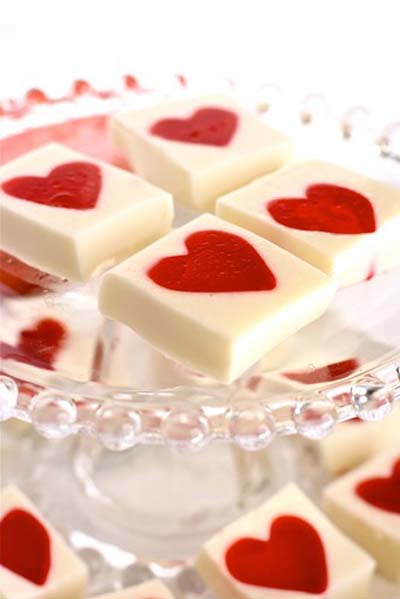 Valentine’s Jello Hearts #Valentine's Day #recipes #desserts #trendypins