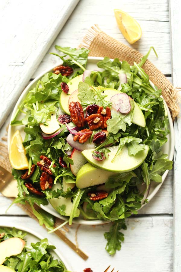 Apple Pecan Arugula Salad #Easter #dinner #recipes #trendypins