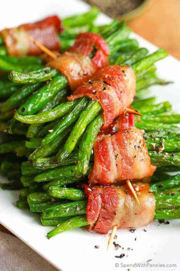 Bacon Green Bean Bundles #Easter #dinner #recipes #trendypins