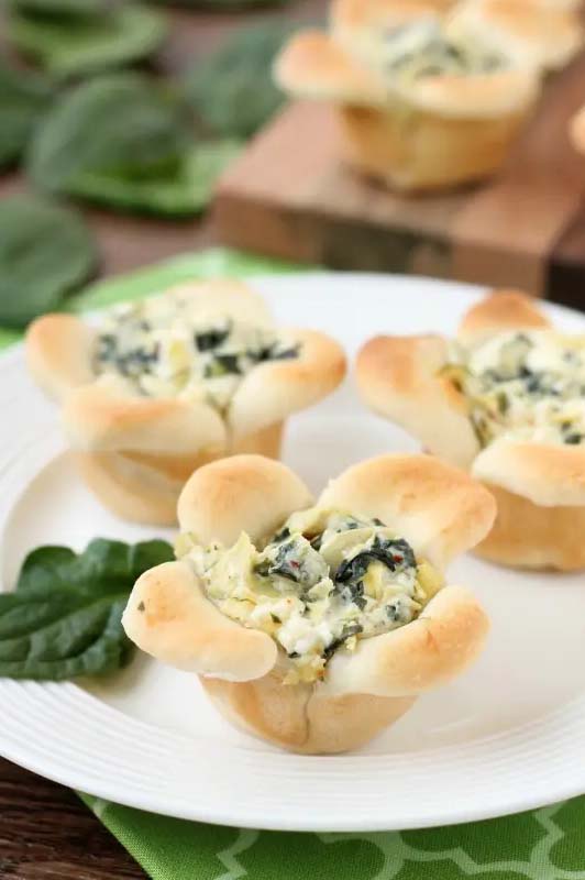 Blooming Spinach Artichoke Cups#Easter #appetizers #recipes #trendypins