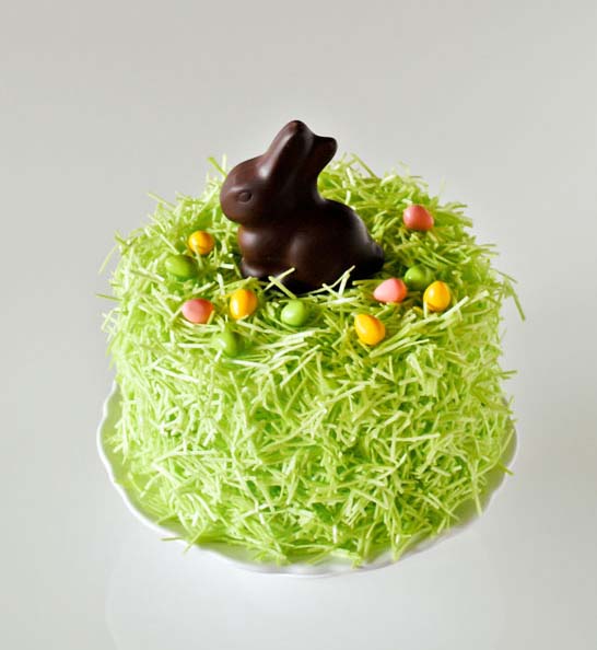 Chocolate Easter Bunny Cake #Easter #cakes #recipes #trendypins