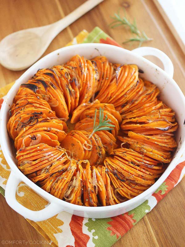 Crispy Roasted Rosemary Sweet Potatoes #Easter #dinner #recipes #trendypins