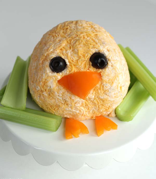 Easter Chick Cheeseball#Easter #appetizers #recipes #trendypins