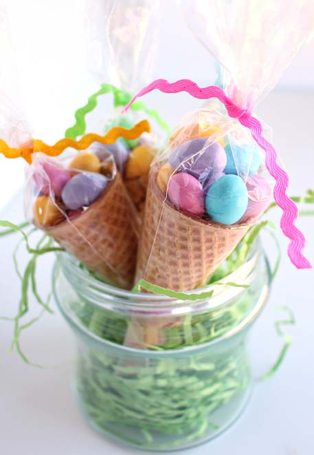 Easter Egg Cone Treats #Easter #treats #recipes #trendypins