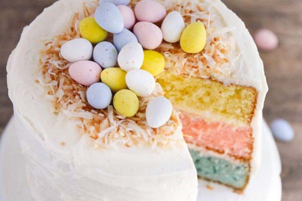 Easter Egg Layered Cake #Easter #cakes #recipes #trendypins