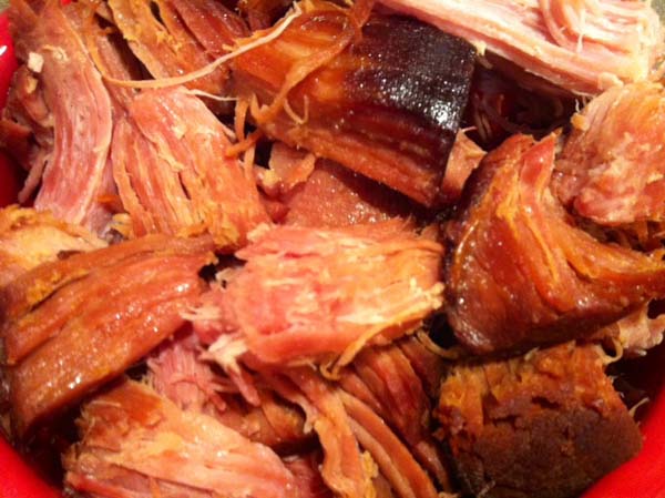 Fall Off The Bone Crockpot Ham #Easter #dinner #recipes #trendypins