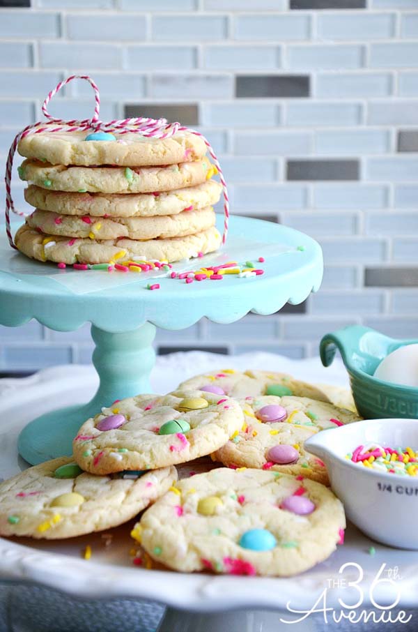 Funfetti Cake Mix Cookies #Easter #desserts #recipes #trendypins