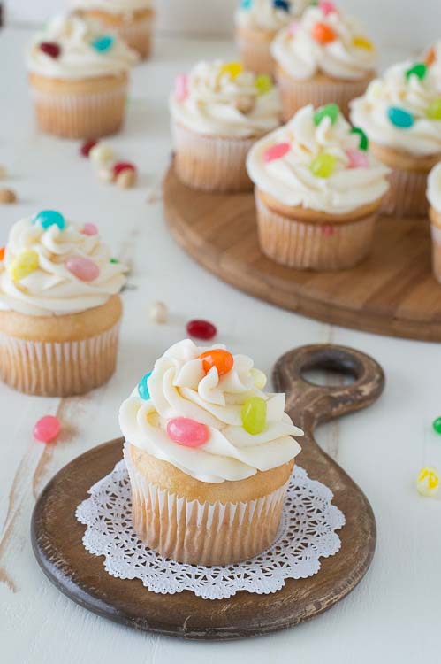 Jelly Bean Cupcakes #Easter #desserts #recipes #trendypins
