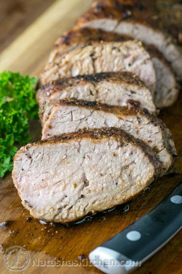 Roasted Pork Tenderloin #Easter #dinner #recipes #trendypins