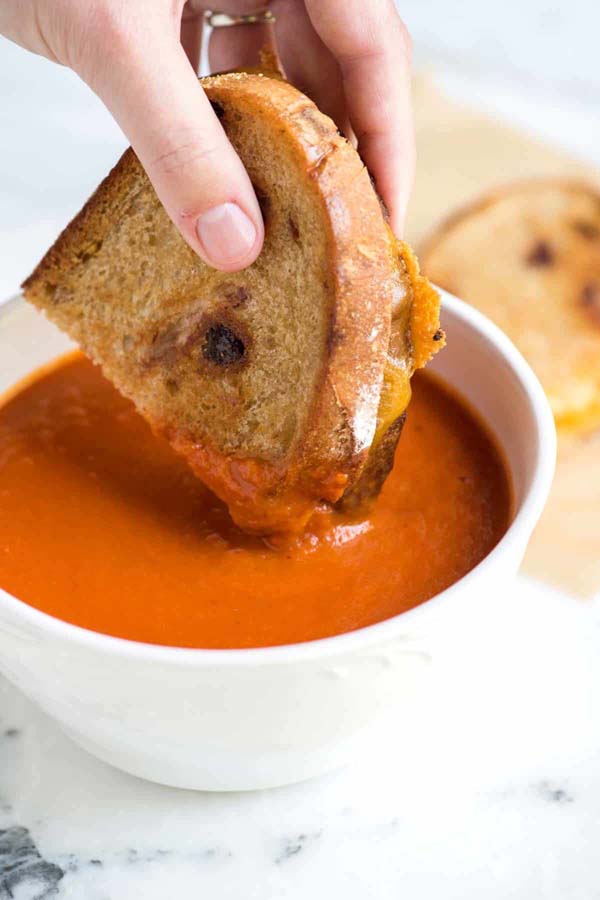 3 Ingredient Tomato Soup #meal #pantry #plan #trendypins