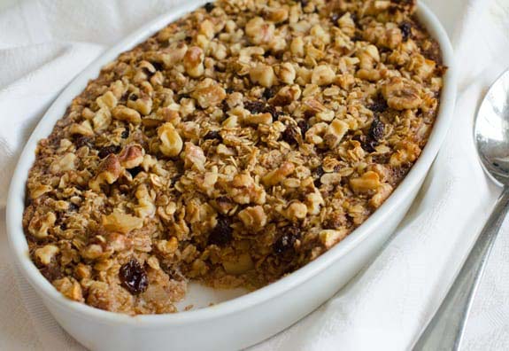 Amish-Style Baked Oatmeal #meal #pantry #plan #trendypins