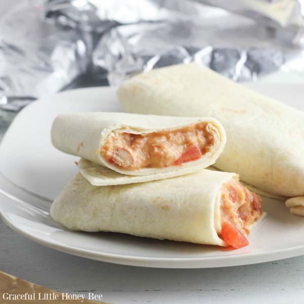 Bean and Cheese Freezer Burritos #meal #freezer #recipes #trendypins