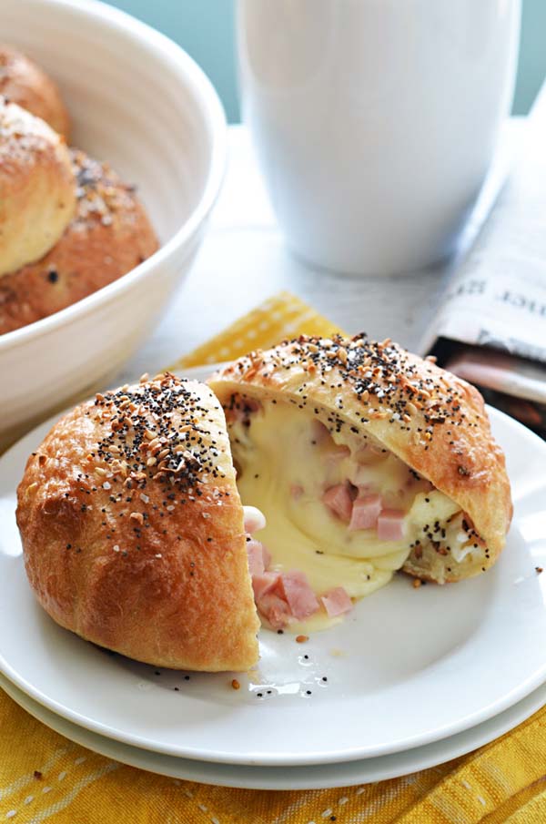 Freezer Friendly Bagel Bombs #meal #freezer #recipes #trendypins