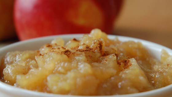 Homemade Applesauce #pantry #staple #recipes #trendypins