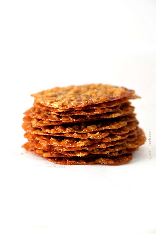 Oatmeal Lace Cookies #pantry #staple #recipes #trendypins