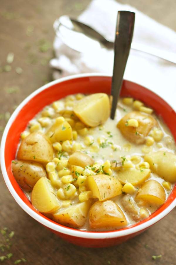 Slow Cooker Corn and Potato Chowder #meal #freezer #recipes #trendypins