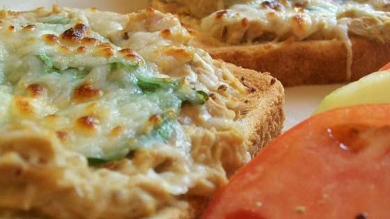 Tuna Melts #pantry #staple #recipes #trendypins