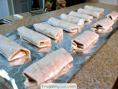 Vegetarian Breakfast Burritos #meal #freezer #recipes #trendypins