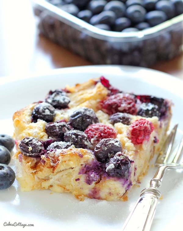 Blueberry Croissant Bake #Christmas #breakfast #recipes #trendypins