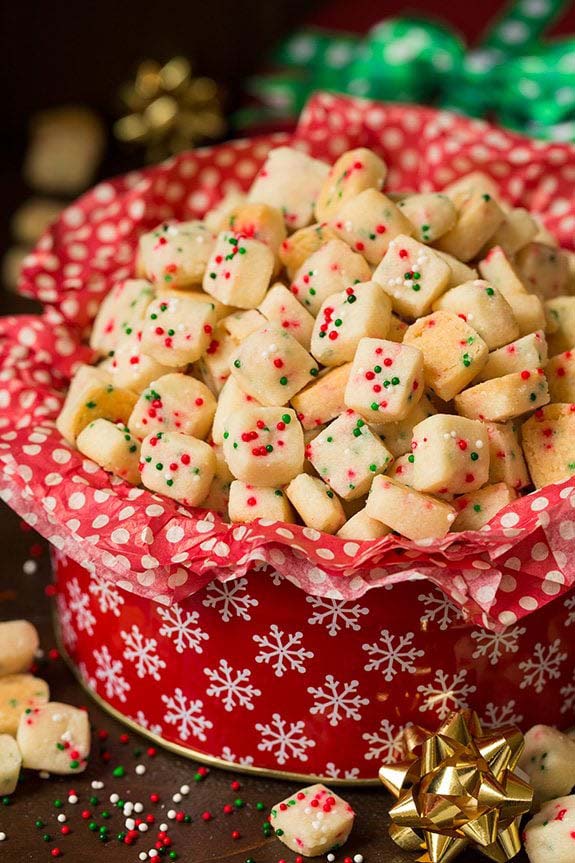 Funfetti Shortbread Bites #Christmas #food #gifts #trendypins