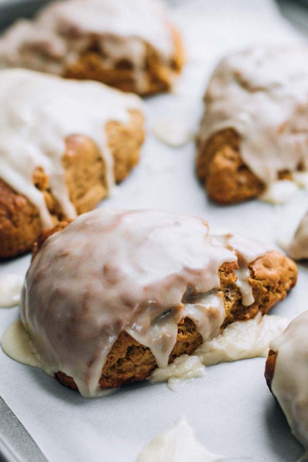 Maple Glazed Gingerbread Scones #Christmas #breakfast #recipes #trendypins