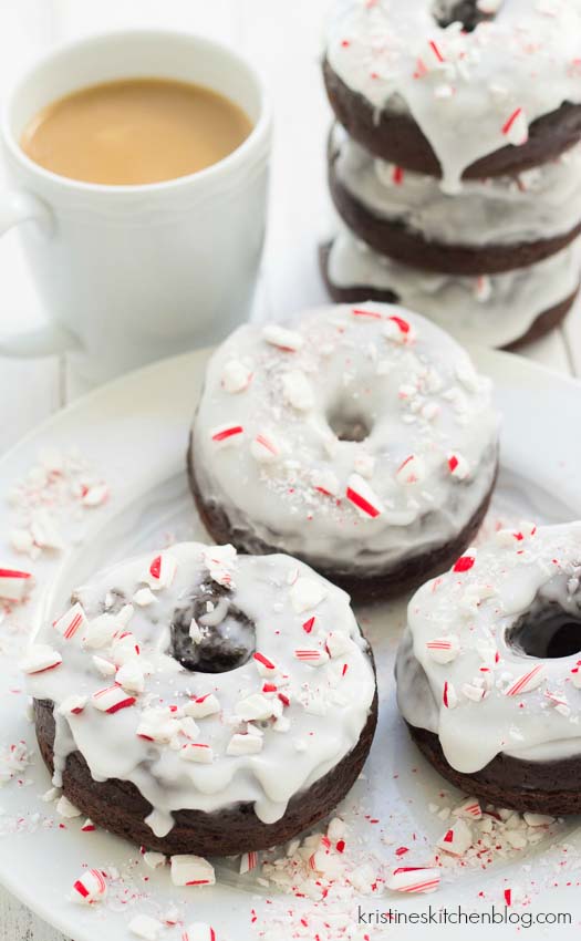 Peppermint Mocha Donuts #Christmas #breakfast #recipes #trendypins
