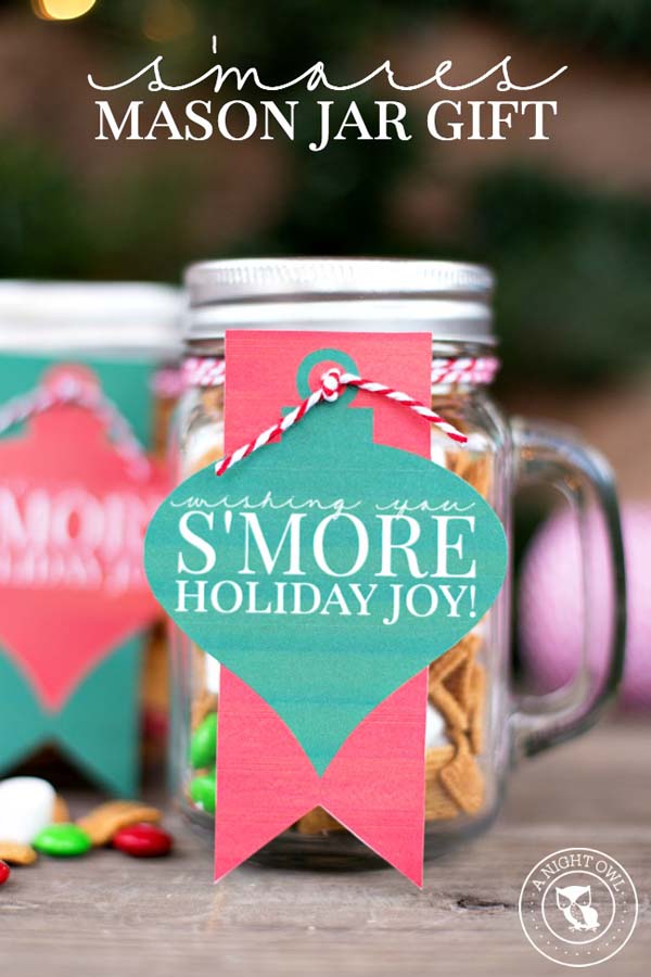 S'mores Mason Jar Gifts #Christmas #food #gifts #trendypins