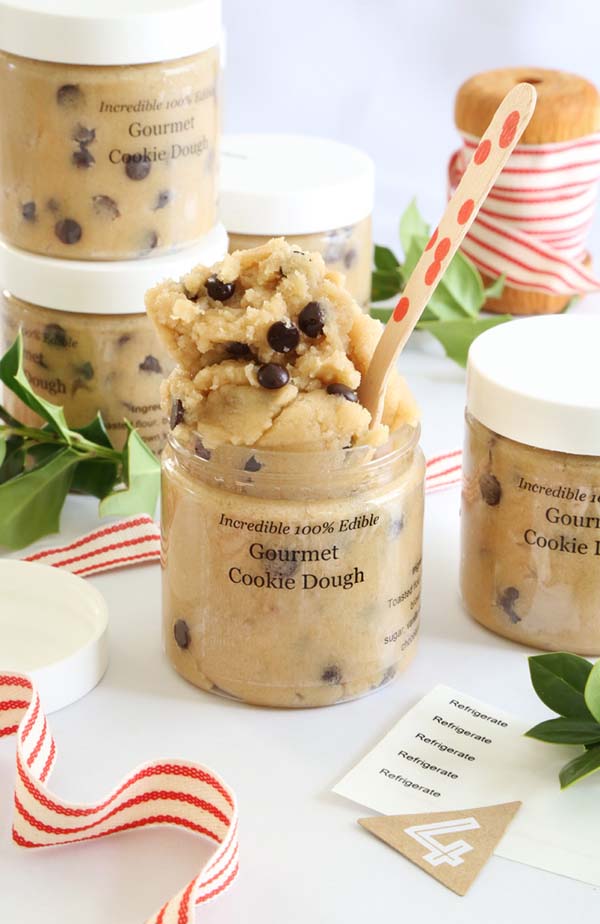 Toasted Cookie Dough Gift #Christmas #food #gifts #trendypins