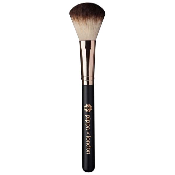 Bronzer Blush Brush #makeup #beauty #trendypins