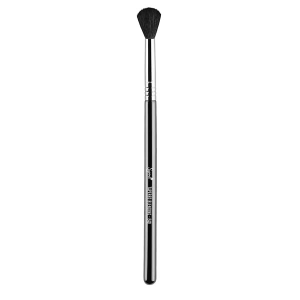 Eyeshadow Blending Brush #makeup #beauty #trendypins