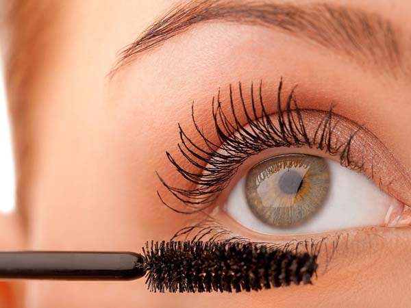 How To Use Mascara Wand Or Spoolie #makeup #beauty #trendypins