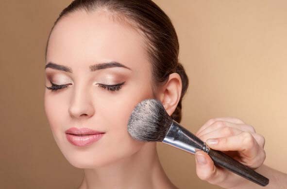 How To Use Powder Brush #makeup #beauty #trendypins