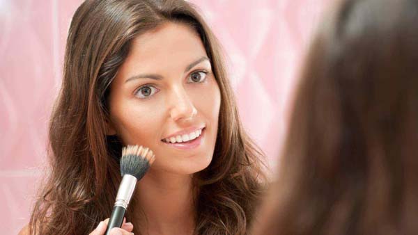 How To Use Stippling Brush #makeup #beauty #trendypins