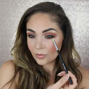 Hw To Use Pencil Brush #makeup #beauty #trendypins