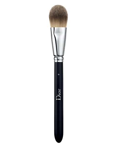 Light Coverage Fluid Foundation Brush N11 #makeup #beauty #trendypins