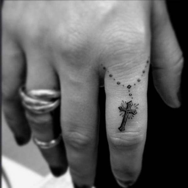 Index Finger Tattoo #tattoofinger #trendypins
