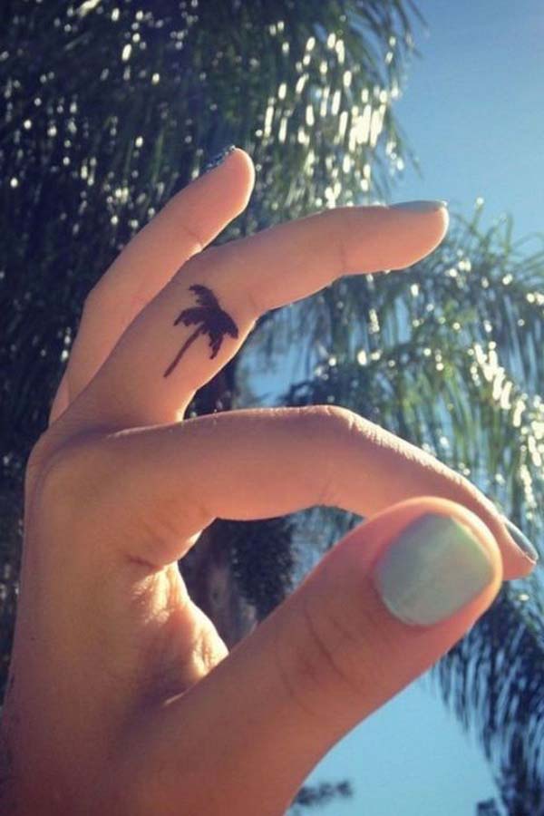 Palm Tree Finger Tattoo Design #tattoofinger #trendypins