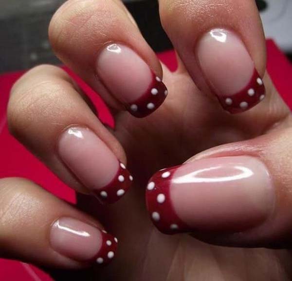 32. Red and White Polka Dots Tipped Nail Design #polkadotnails #trendypins